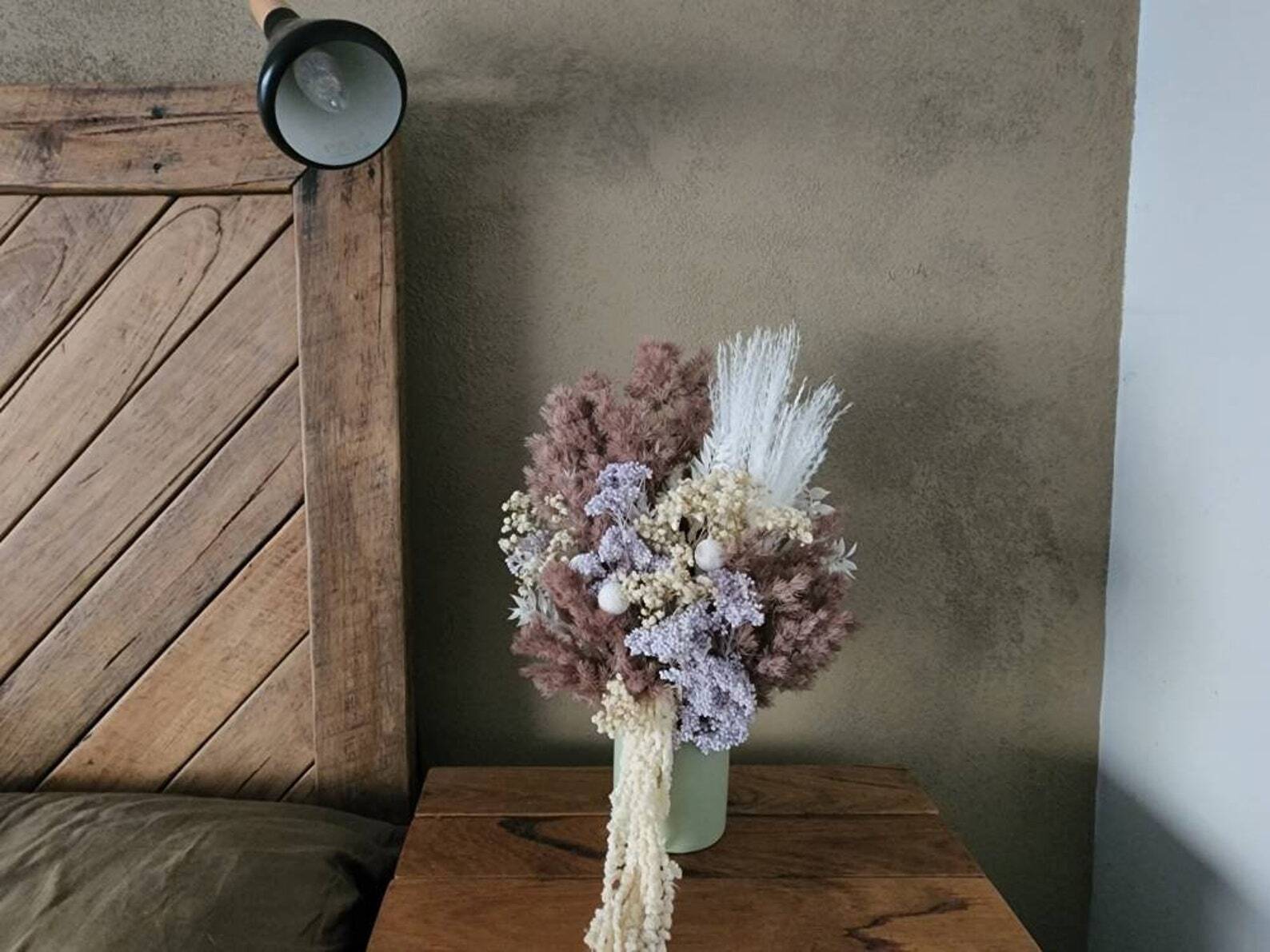 Florist Traralgon. Florist Gippsland. Wedding Flowers. Florist Near Me. Flower Delivery. Send